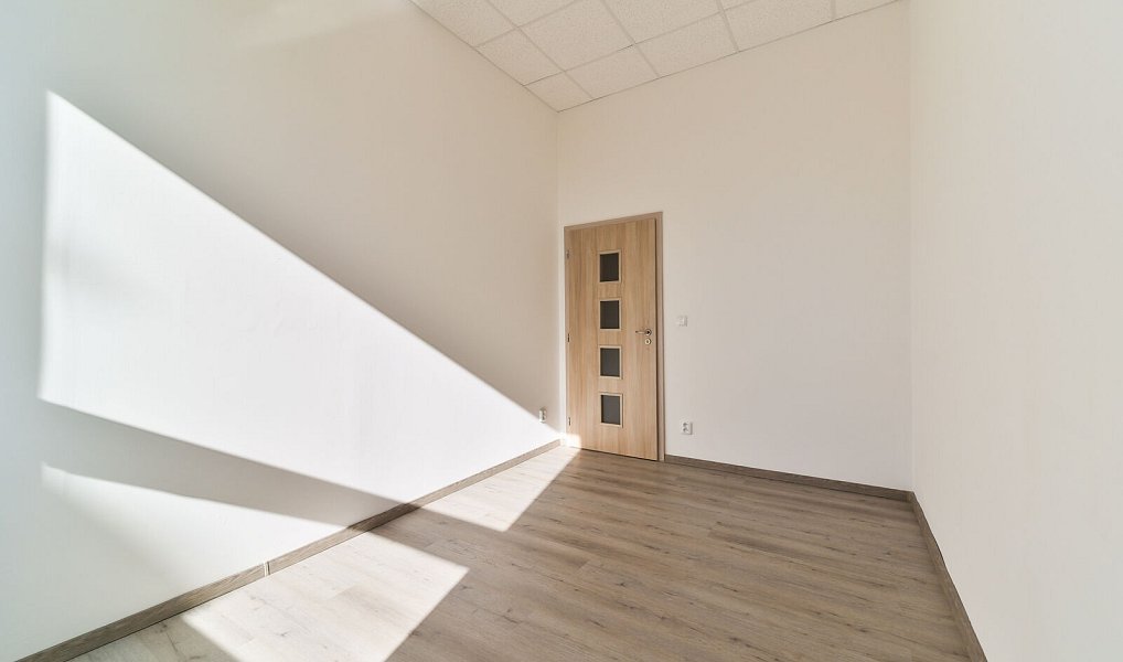 Pronájem bytu 3+1 56 m², Mariánské Lázně – náhled fotky 11