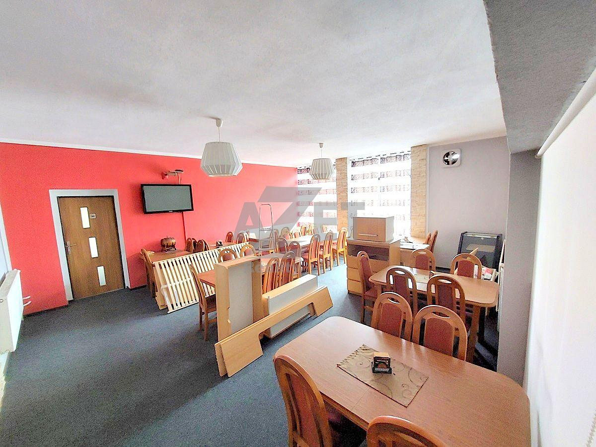 Prodej obchodních prostor 230 m² — photo 2
