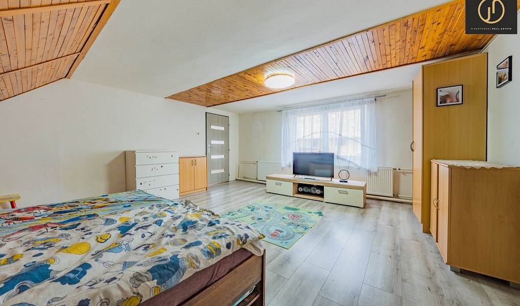 Prodej domu 640 m² s pozemkem 2 342 m², Chožov – náhled fotky 19