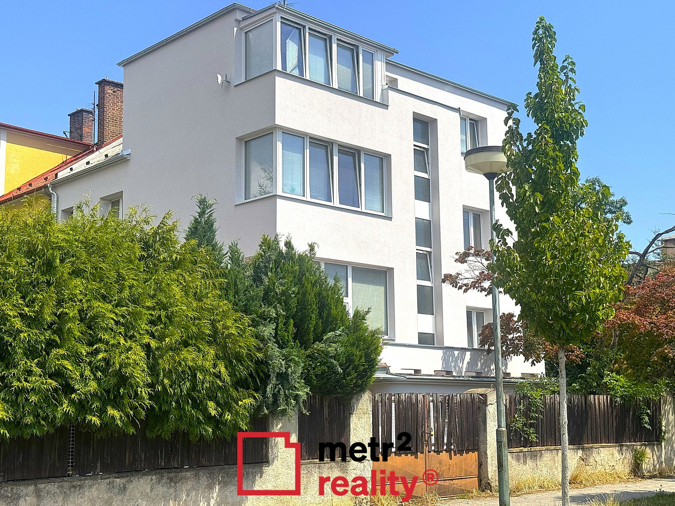 Prodej domu 387 m² s pozemkem 549 m² – fotografie 2