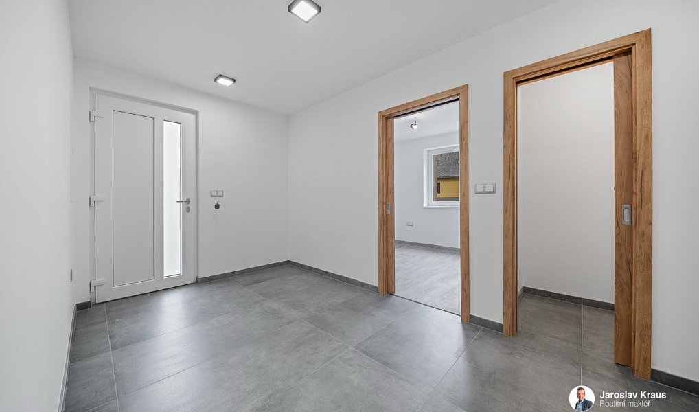 Prodej domu 134 m² s pozemkem 148 m², Nová Paka – náhled fotky 23