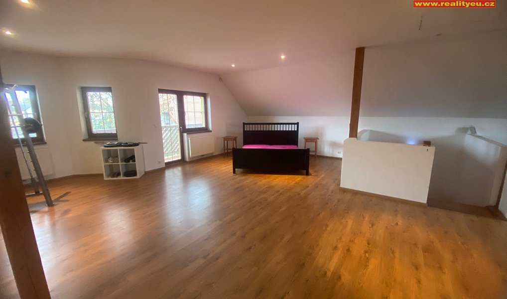 Prodej domu 177 m² s pozemkem 625 m², Mochov – náhled fotky 11