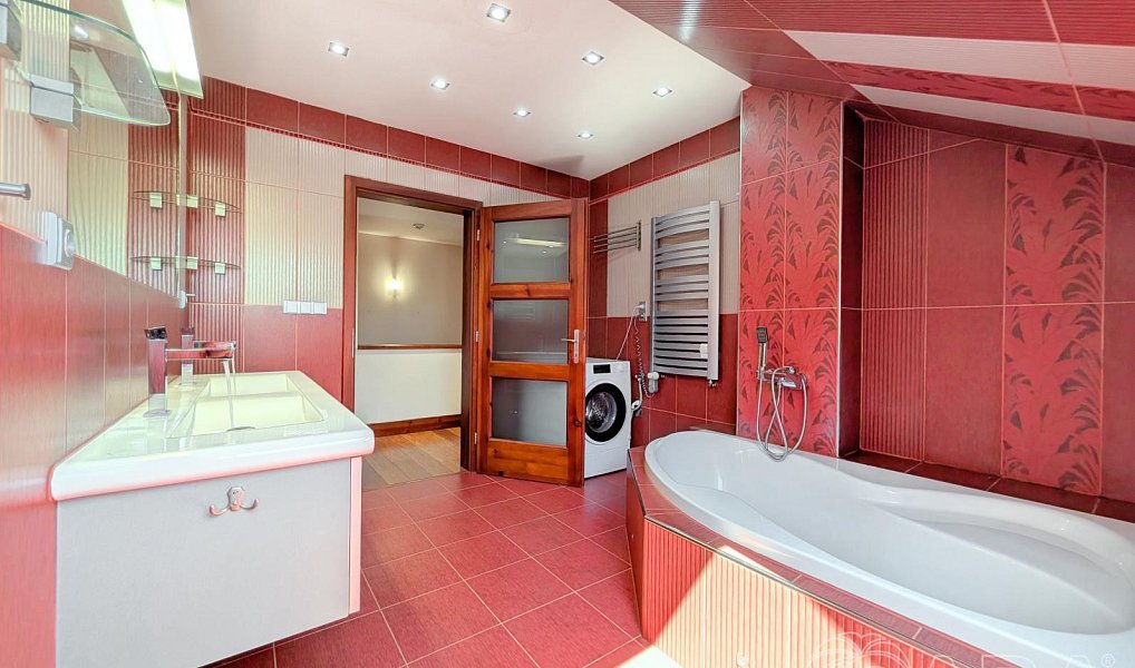 Prodej domu 373 m² s pozemkem 2 175 m², Libeř – náhled fotky 28