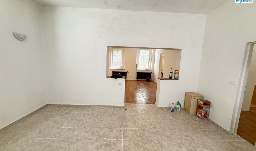Prodej domu 304 m² s pozemkem 365 m², Kraslice – náhled fotky 12