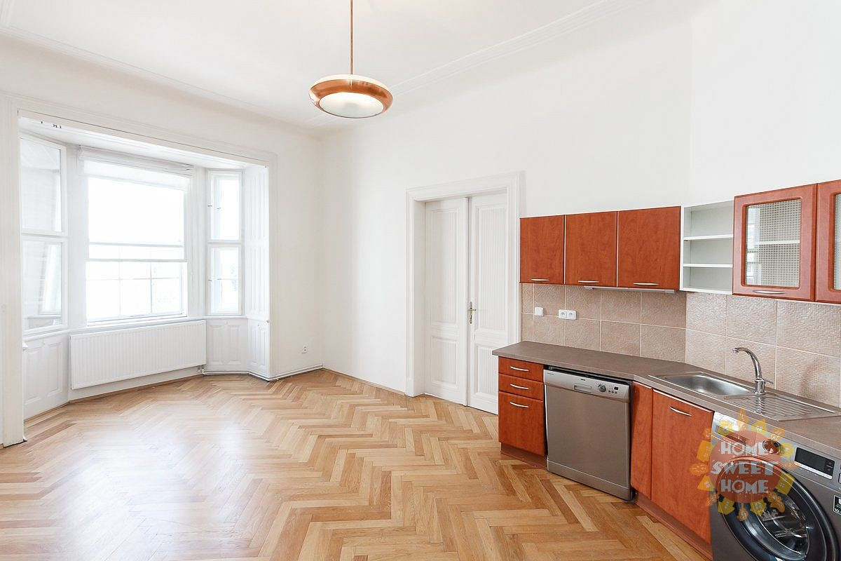 Pronájem bytu 3+kk 83 m² – fotografie 2