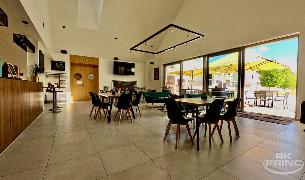 Prodej restaurace 300 m², Praha – náhled fotky 10