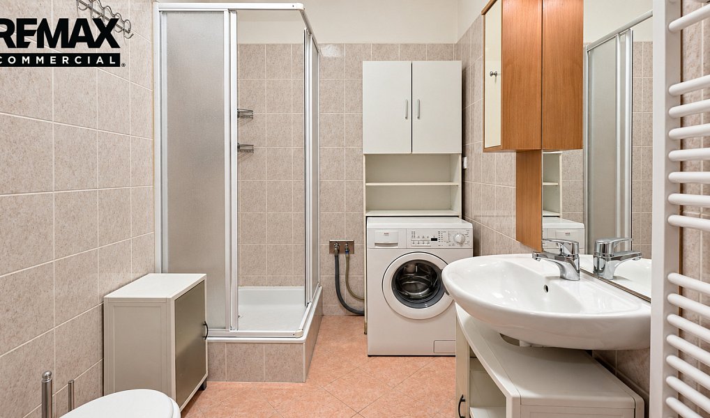 Pronájem bytu 1+kk 33 m², Praha – náhled fotky 7