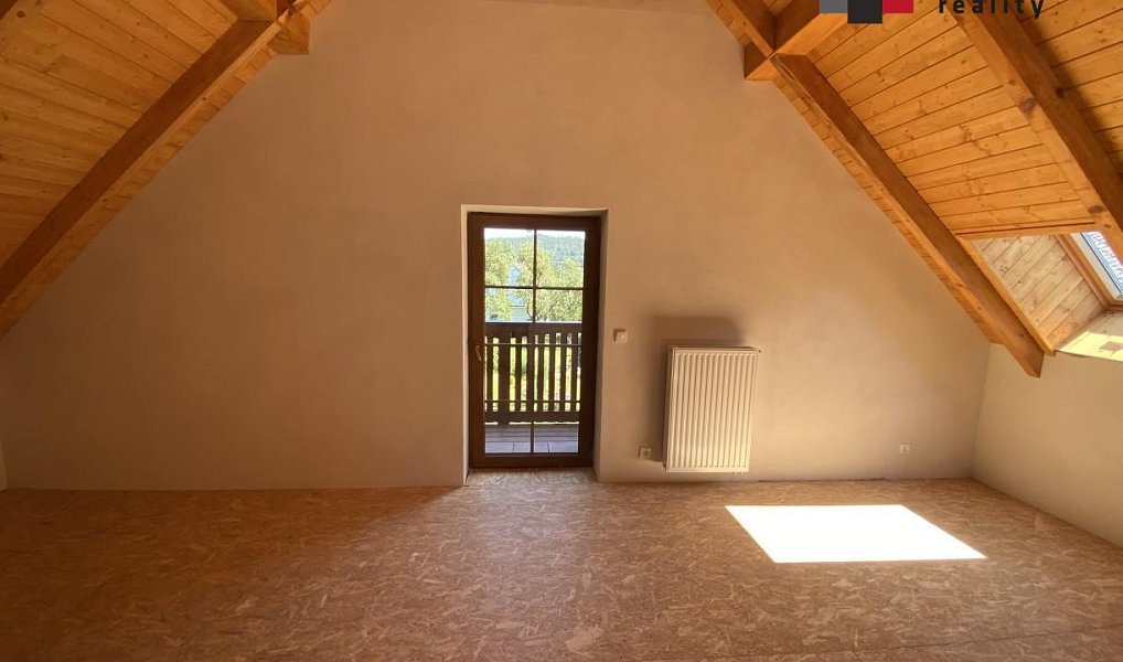 Prodej domu 177 m² s pozemkem 945 m², Janov – náhled fotky 8