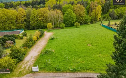 Prodej stavebního pozemku 2 088 m², Unhošť, okres Kladno