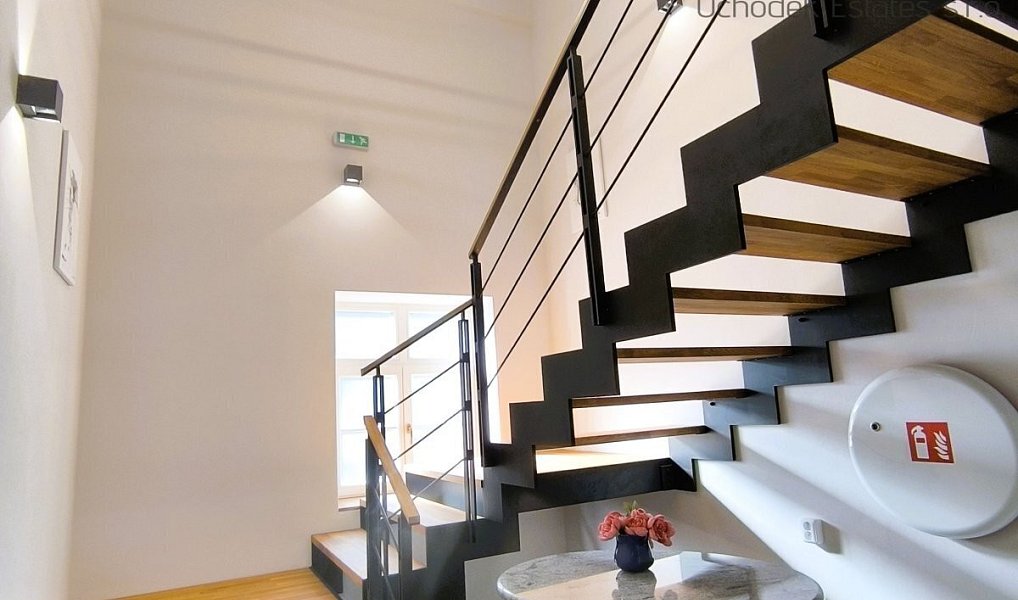 Prodej ubytovacího objektu 690 m², Hněvotín – náhled fotky 16