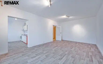 Pronájem bytu 1+1 45 m², Hlavní, Aš, okres Cheb