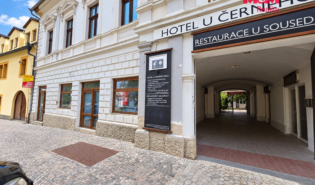 Pronájem obchodních prostor 74 m², Kostelec nad Černými lesy – náhled fotky 2
