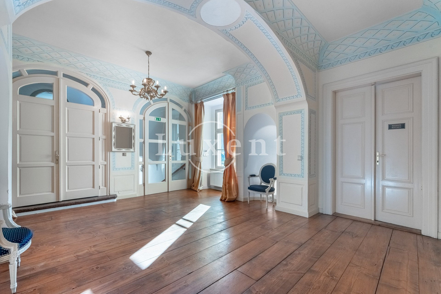 Prodej domu 1 585 m² s pozemkem 6 505 m² — photo 5
