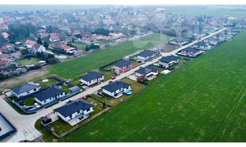 Prodej stavebního pozemku 872 m²