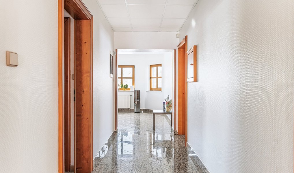 Prodej domu 566 m² s pozemkem 1 443 m², Nová Pec – náhled fotky 16