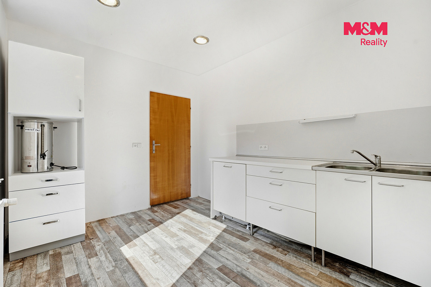 Prodej domu 220 m² s pozemkem 802 m² — photo 5