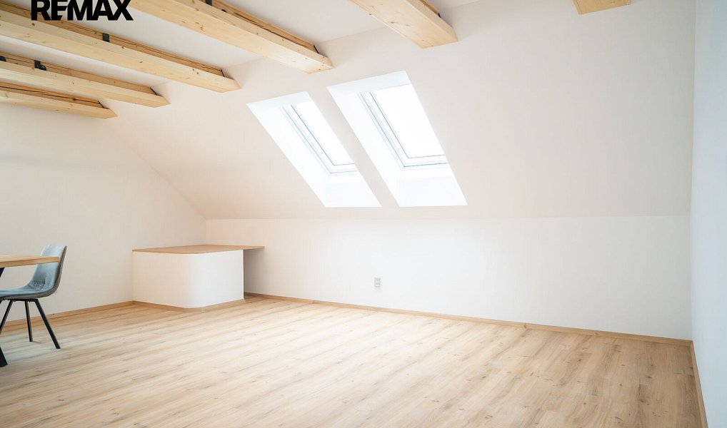 Prodej bytu 4+1 130 m², Černilov – náhled fotky 8