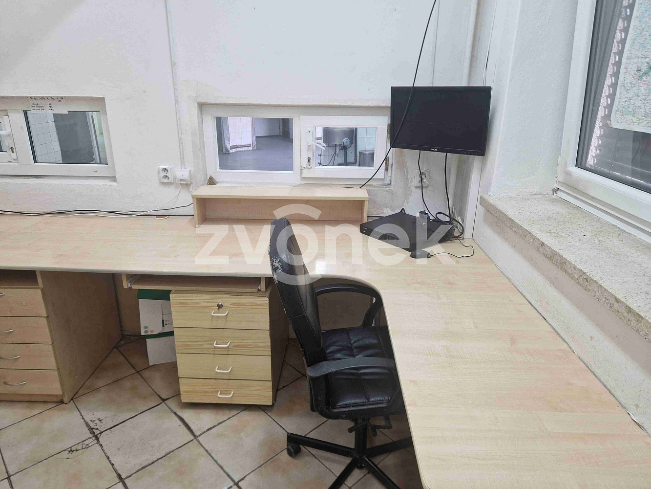 Pronájem výrobních prostor 780 m² – fotografie 4
