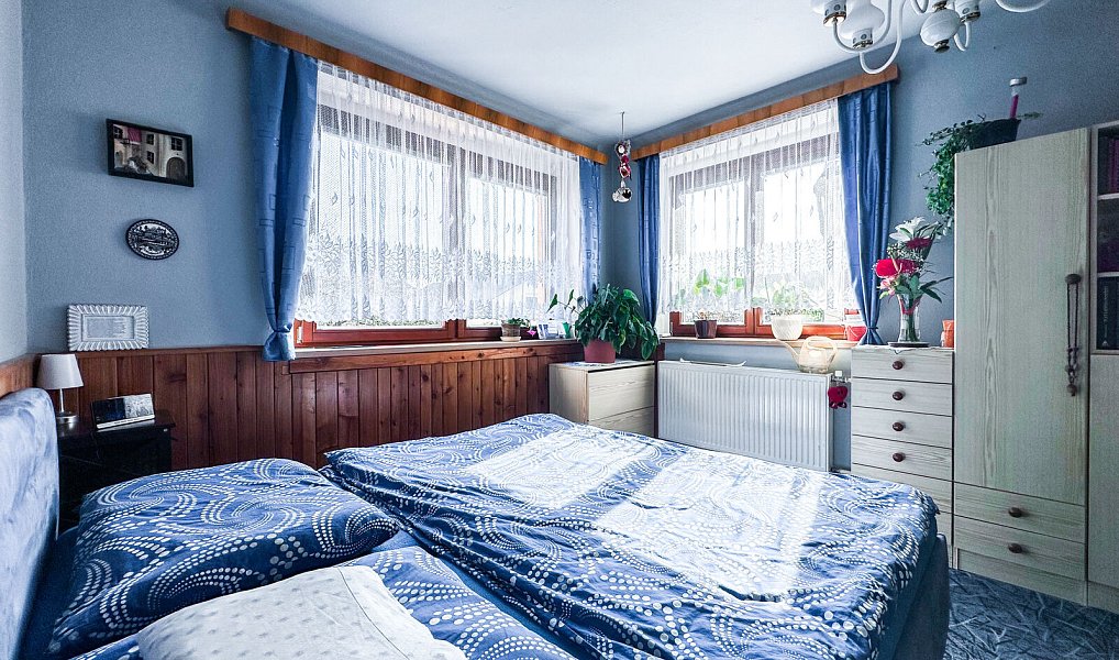 Prodej domu 300 m² s pozemkem 801 m², Komárov – náhled fotky 11