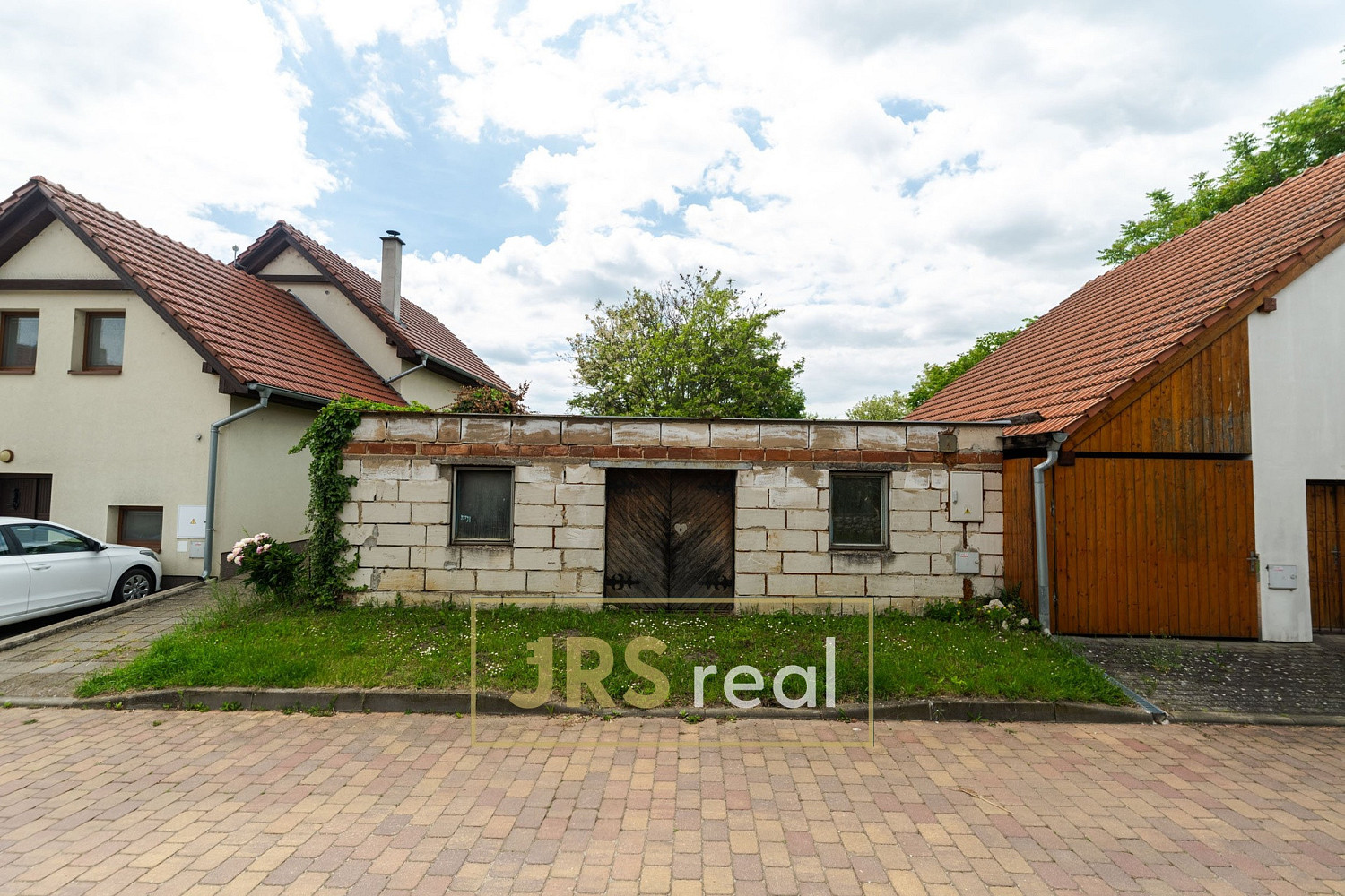 Prodej stavebního pozemku 289 m2, březí