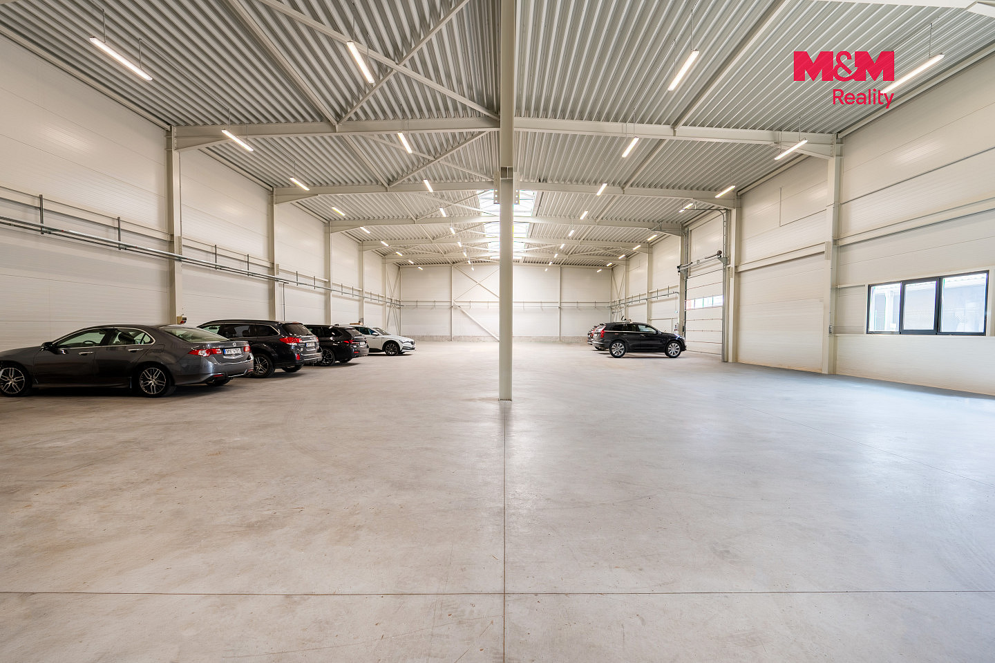 Pronájem skladovacích prostor 992 m² – fotografie 5