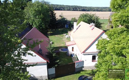 Prodej domu 250 m² s pozemkem 932 m², Jesenice - Soseň, okres Rakovník