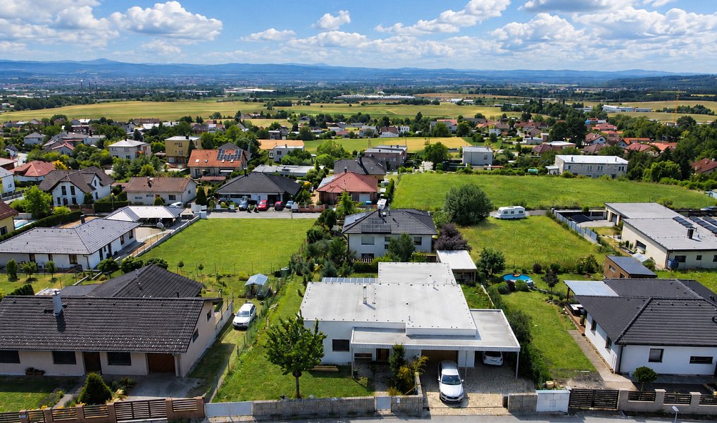 Prodej stavebního pozemku 818 m², Adamov – náhled fotky 6
