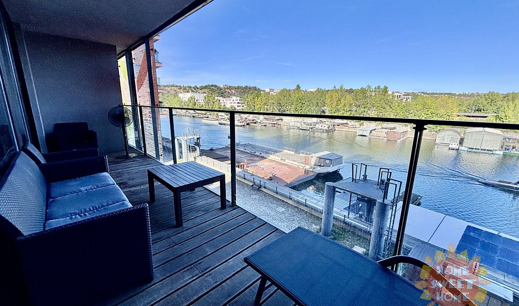 Pronájem bytu 2+kk 70 m², Praha – náhled fotky 2