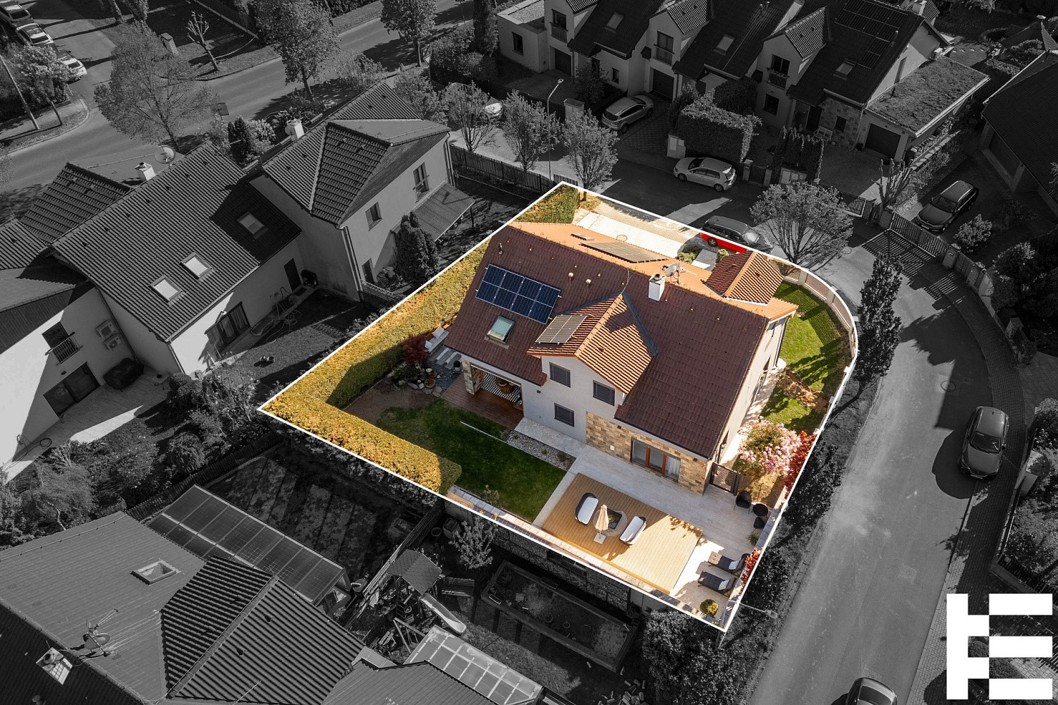 Prodej domu 227 m² s pozemkem 513 m² – fotografie 3
