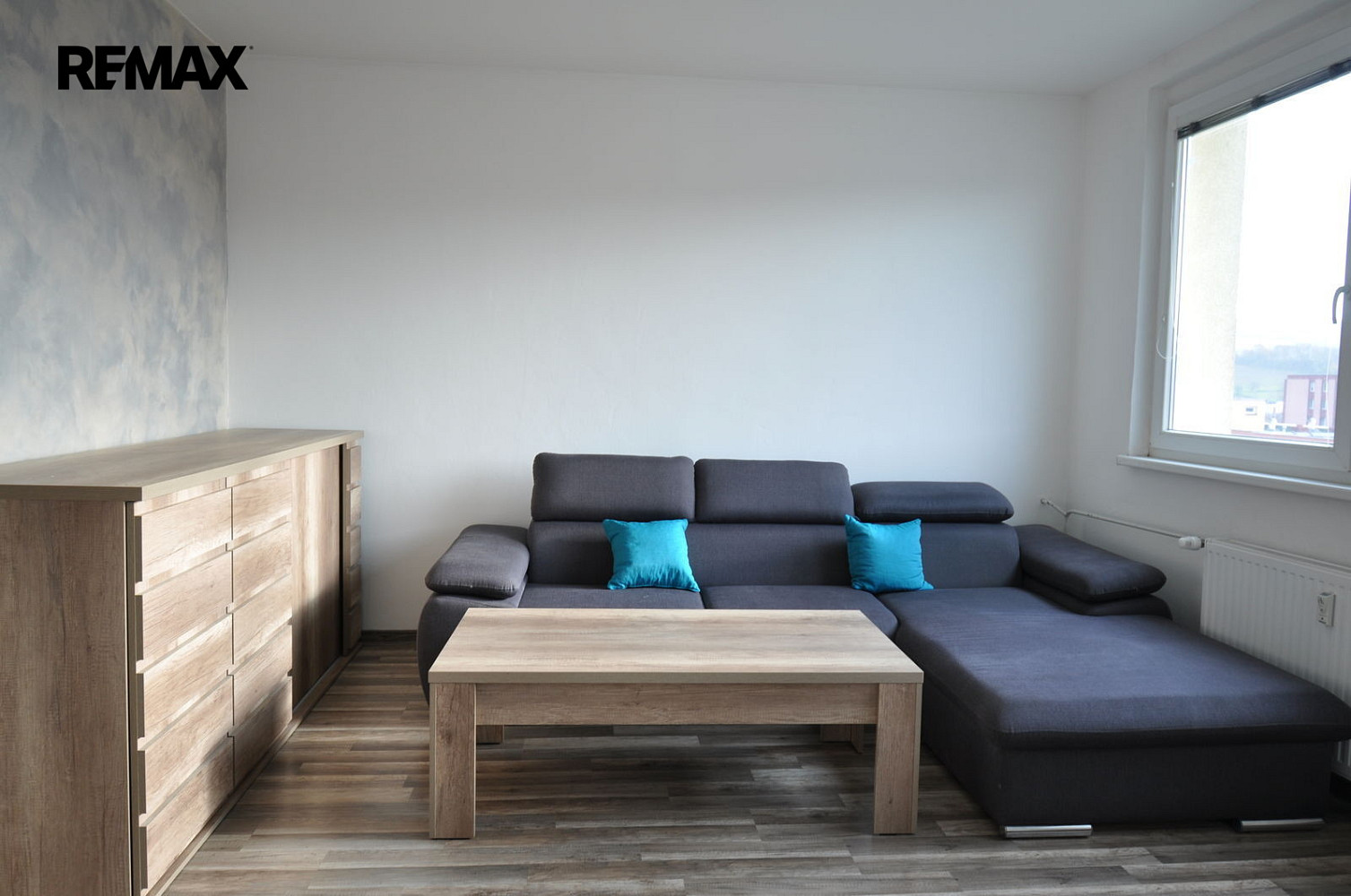 Pronájem bytu 2+1 45 m² – fotografie 3