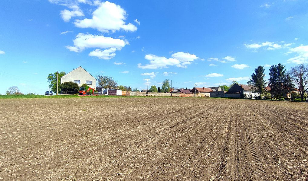 Prodej stavebního pozemku 1 000 m², Oplocany – náhled fotky 8