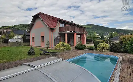 Prodej domu 204 m² s pozemkem 941 m², Letná, Krupka, okres Teplice