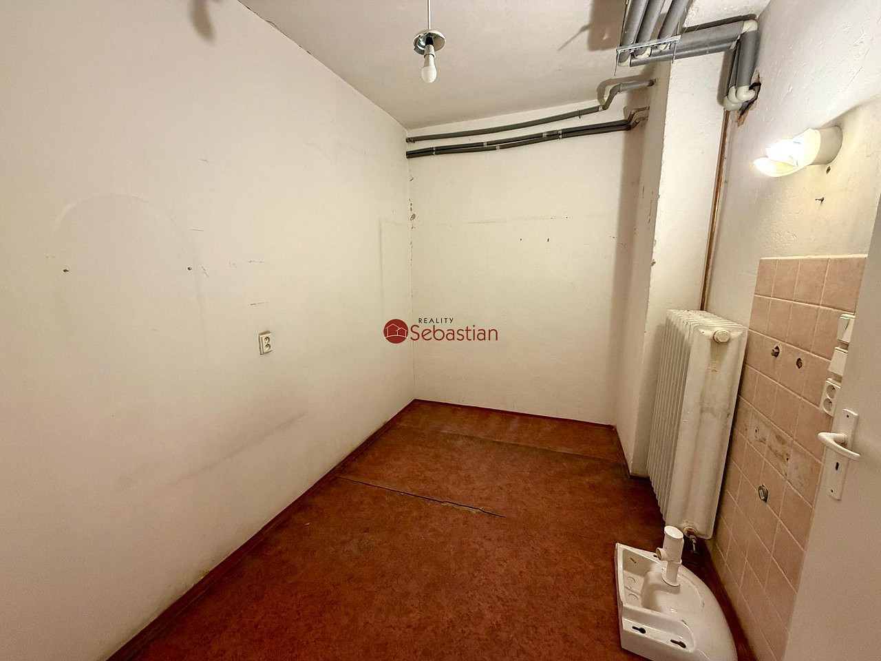 Pronájem komerčního objektu (jiného typu) 66 m² – fotografie 3