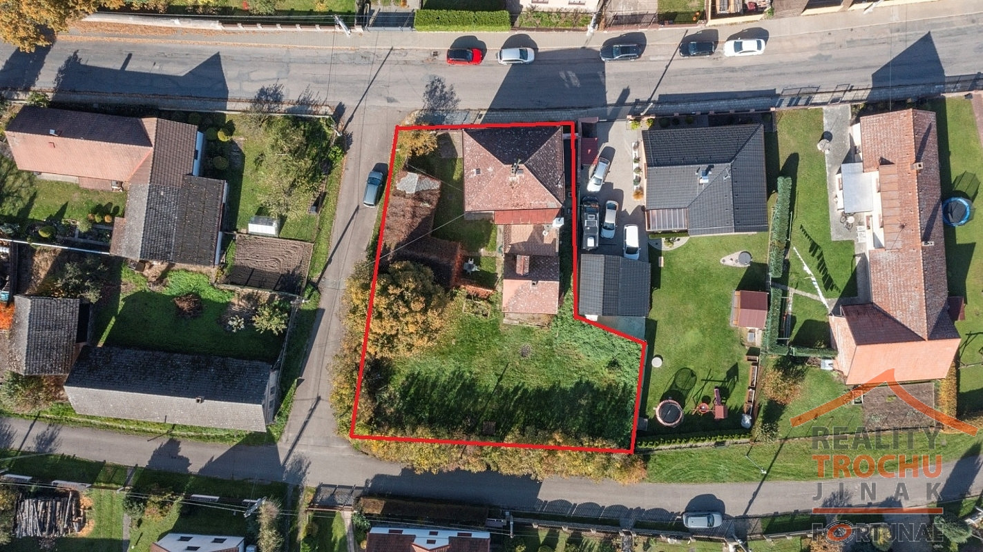 Prodej domu 127 m² s pozemkem 853 m² — photo 2