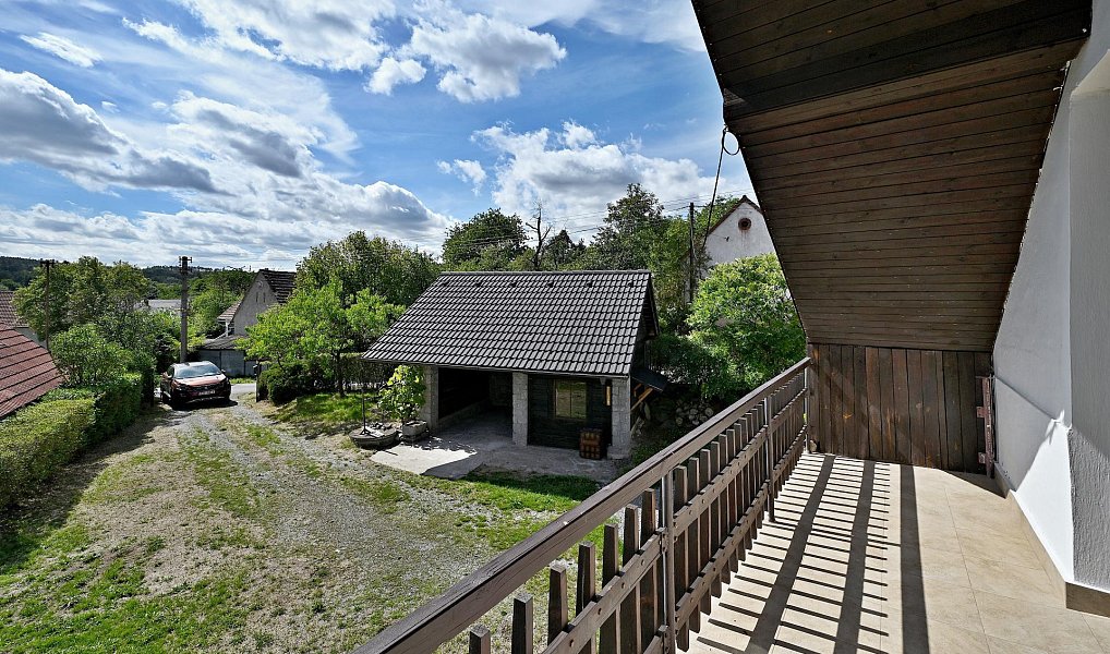 Prodej domu 250 m² s pozemkem 885 m², Milešov – náhled fotky 13