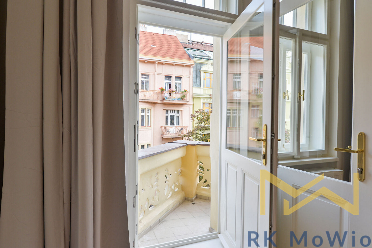 Pronájem bytu 3+kk 93 m² – fotografie 5