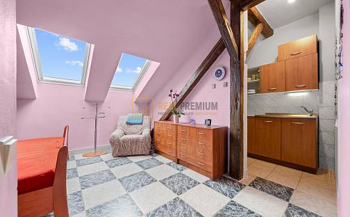 Prodej bytu 2+kk 53 m², Tř. Maršála Malinovského, Uherské Hradiště