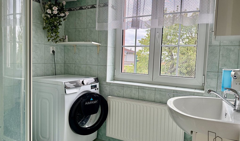Prodej domu 162 m² s pozemkem 261 m², Praha – náhled fotky 9