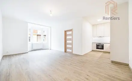 Pronájem bytu 4+kk 120 m²