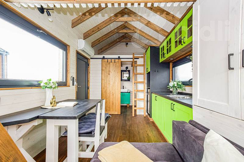 Prodej tiny house 20 m² - plně vybavený, 2 loft na spaní, koupelna se sprchou – pohled 6