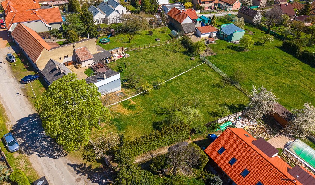 Prodej stavebního pozemku 970 m², Vysoký Újezd – náhled fotky 5