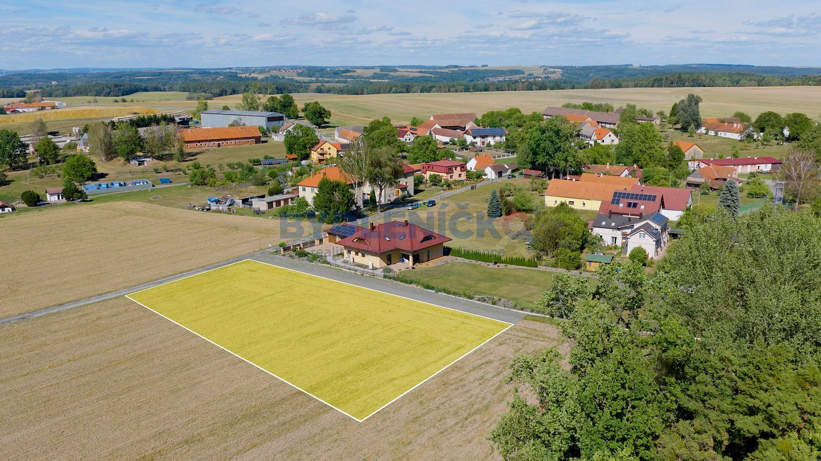 Prodej stavebního pozemku 2 158 m² – fotografie 5