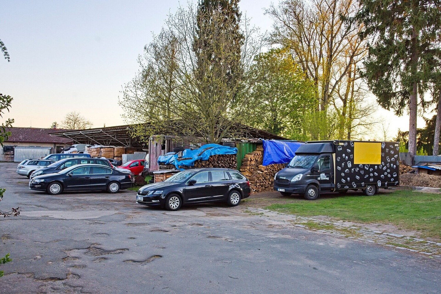 Prodej výrobních prostor 3 949 m² – fotografie 4