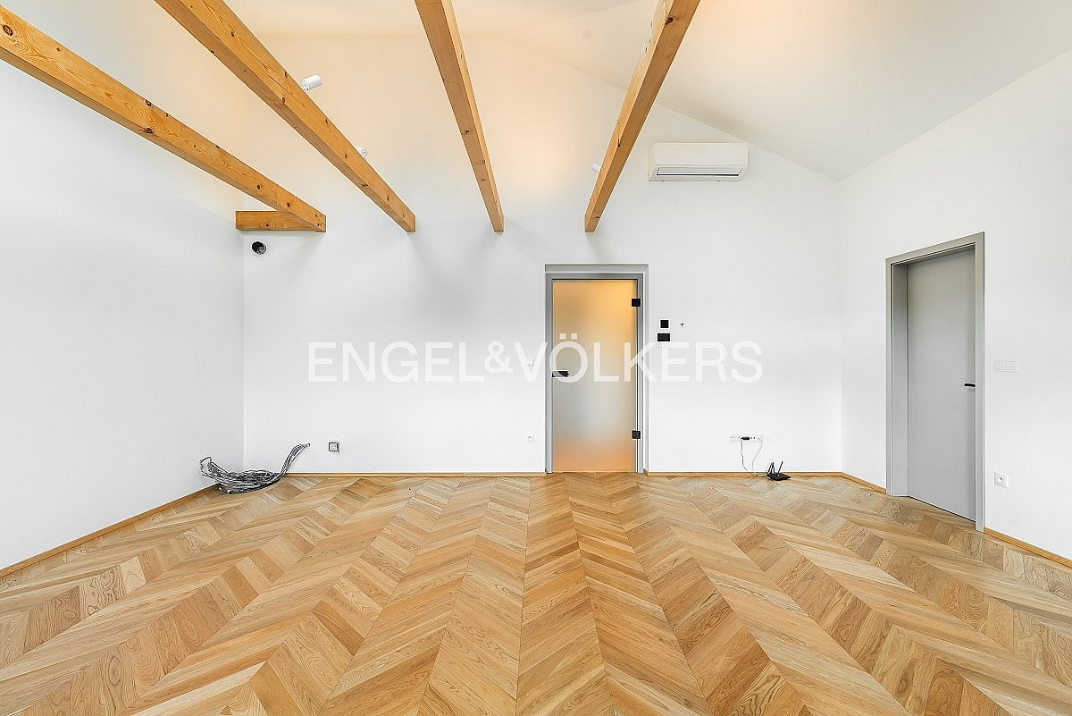 Prodej bytu 4+kk 105 m² – fotografie 2