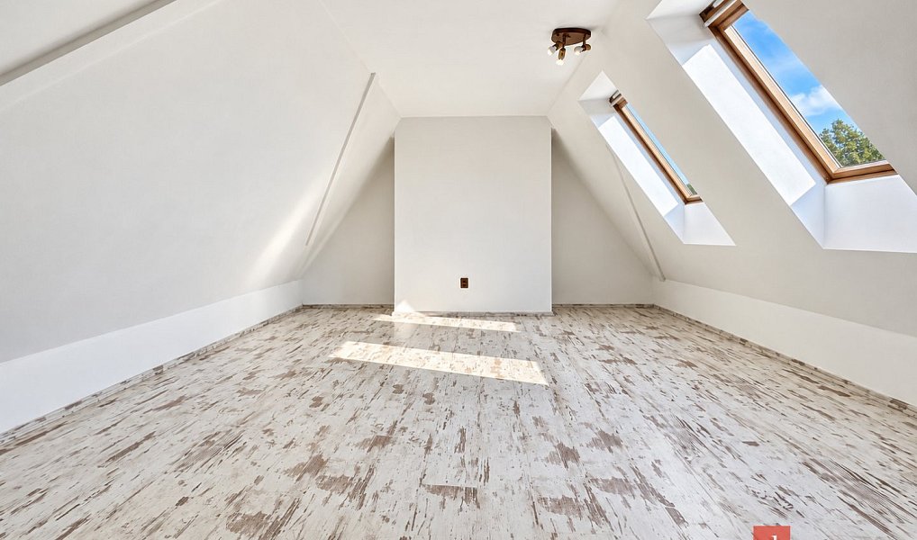 Prodej bytu 4+kk 165 m², Litvínov – náhled fotky 23