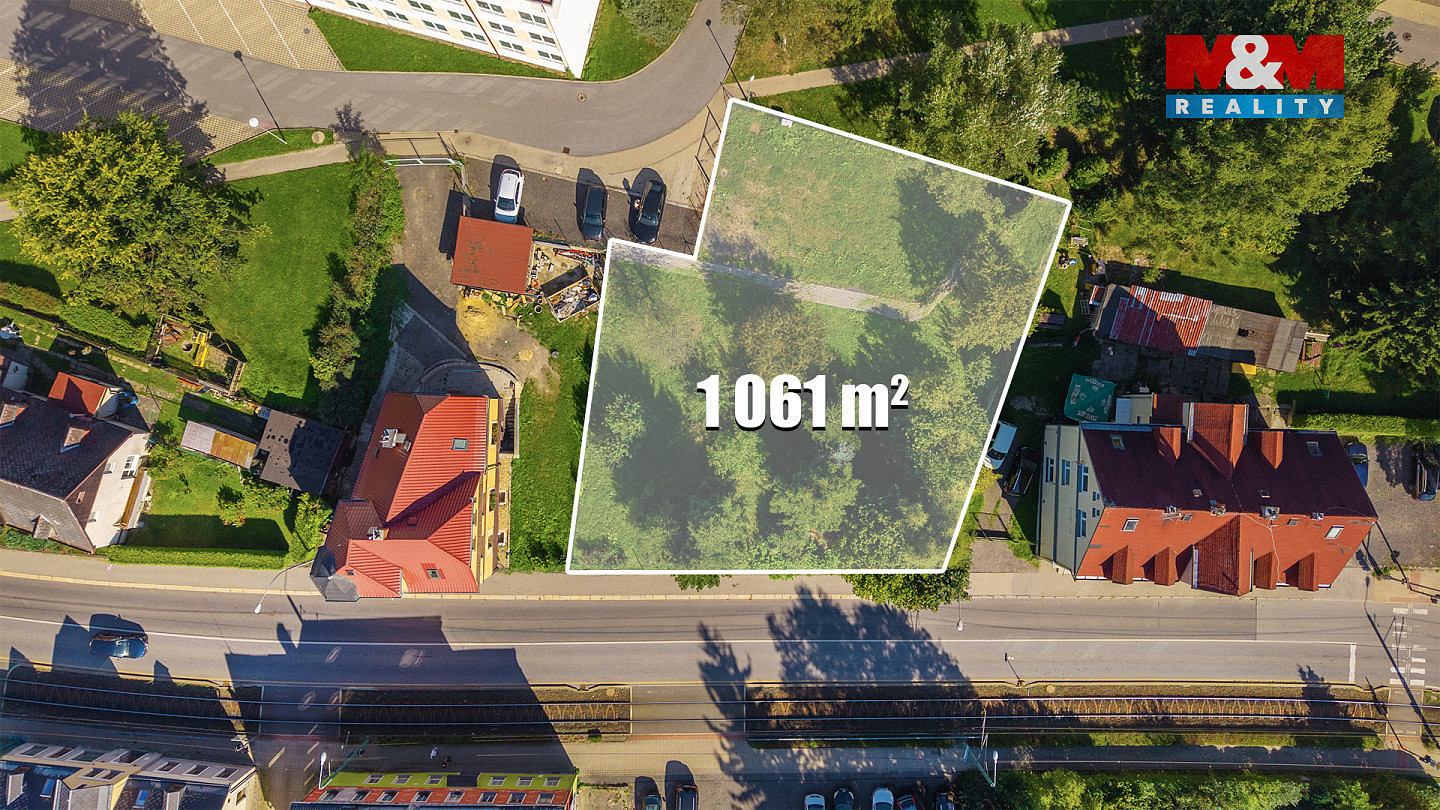 Prodej stavebního pozemku 1 061 m² – pohled 5