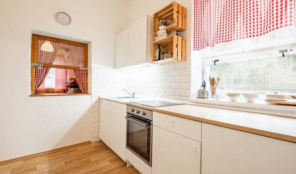 Prodej domu 260 m² s pozemkem 939 m², Ktiš – náhled fotky 12