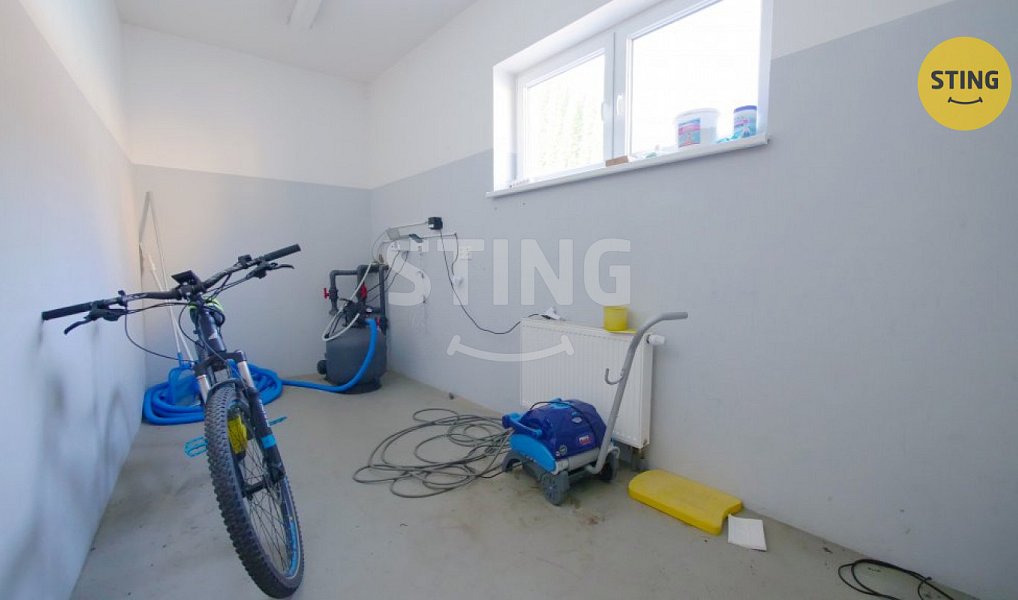 Prodej domu 295 m² s pozemkem 1 089 m², Holasovice – náhled fotky 29