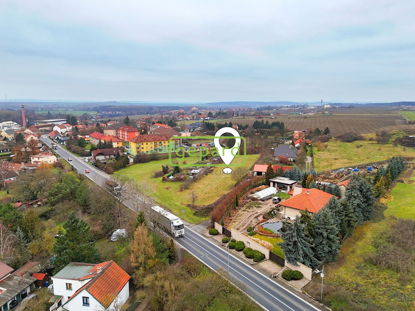 Prodej stavebního pozemku 3 063 m² – pohled 3