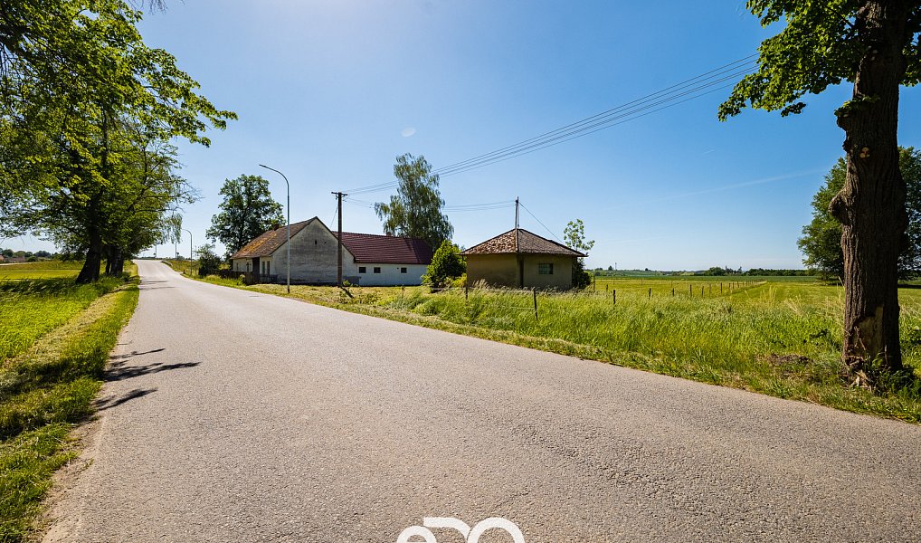 Prodej stavebního pozemku 1 469 m², Roudná – náhled fotky 8
